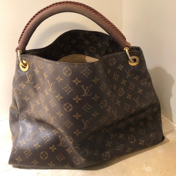 Louis Vuitton Handbags - Louis Vuitton Artsy MM 💯AUTHENTIC